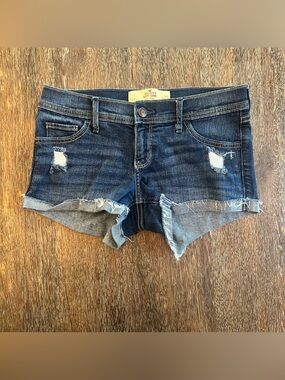 Hollister Distressed Cuffed Low-Rise Short-Shorts Size 1